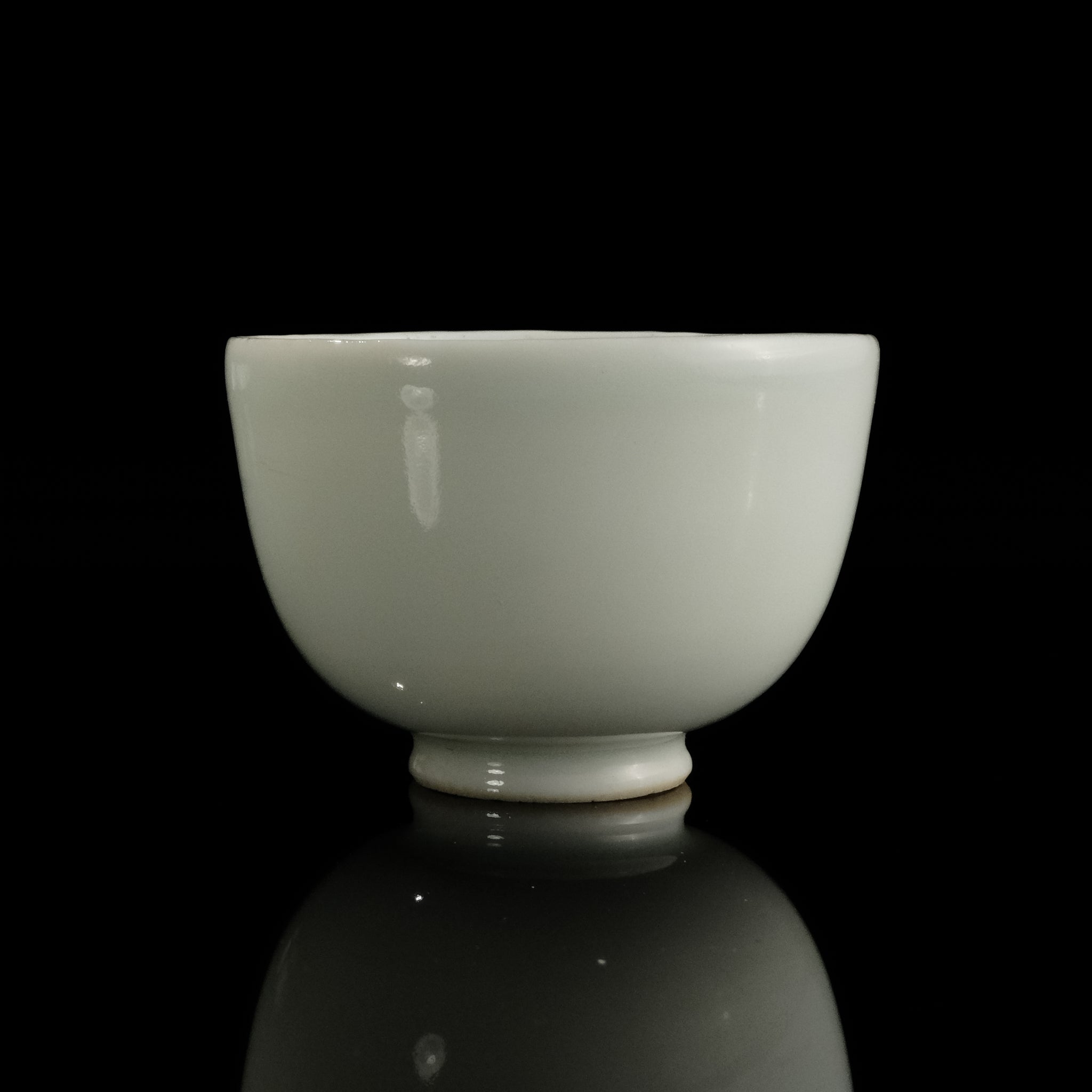 徳化白磁煎茶碗 – 周信堂 Syuusindou